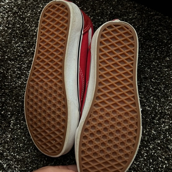 Red VANS - Picture 2 of 3
